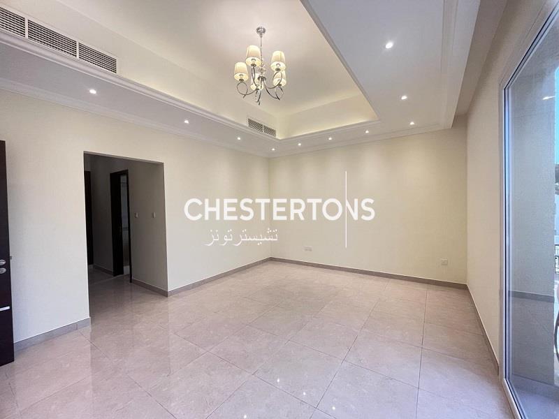 Image of Compound - 5 Bedrooms - 6 Bathrooms for Rental in Jumeirah-Dubai-United Arab Emirates, Image 11