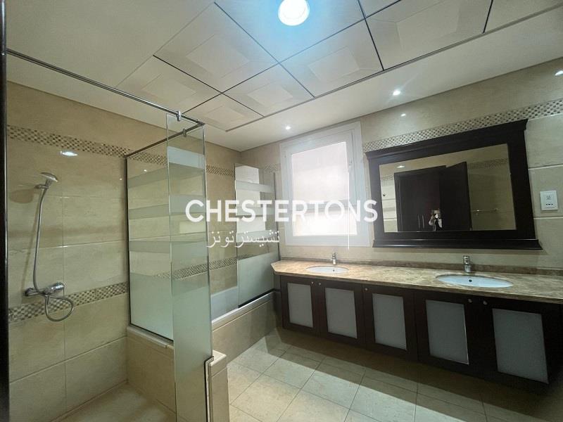 Image of Compound - 5 Bedrooms - 6 Bathrooms for Rental in Jumeirah-Dubai-United Arab Emirates, Image 19