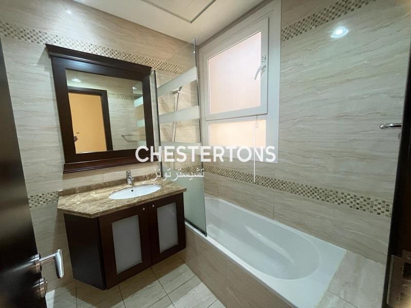 Image of Compound - 5 Bedrooms - 6 Bathrooms for Rental in Jumeirah-Dubai-United Arab Emirates, Image 22