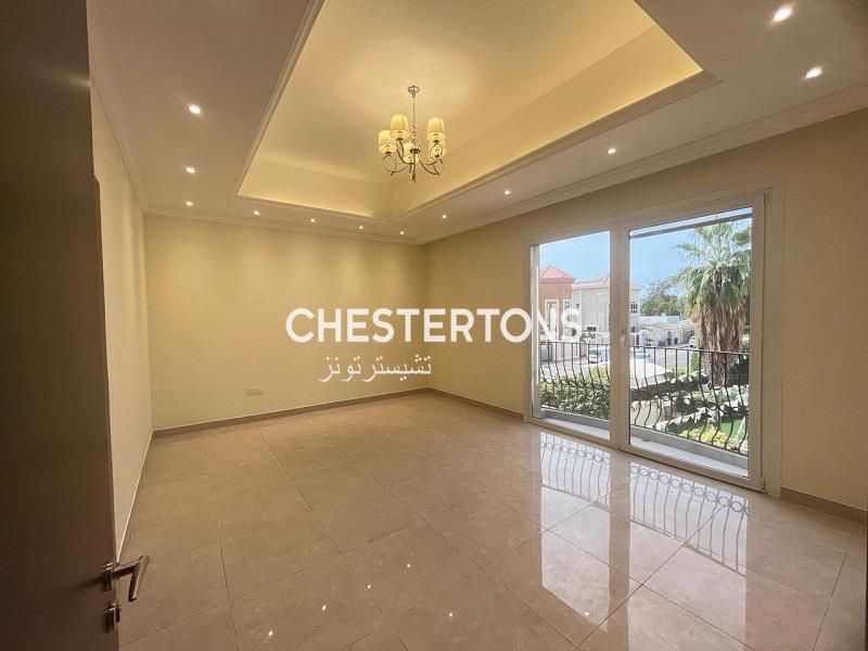 Image of Compound - 5 Bedrooms - 6 Bathrooms for Rental in Jumeirah-Dubai-United Arab Emirates, Image 6