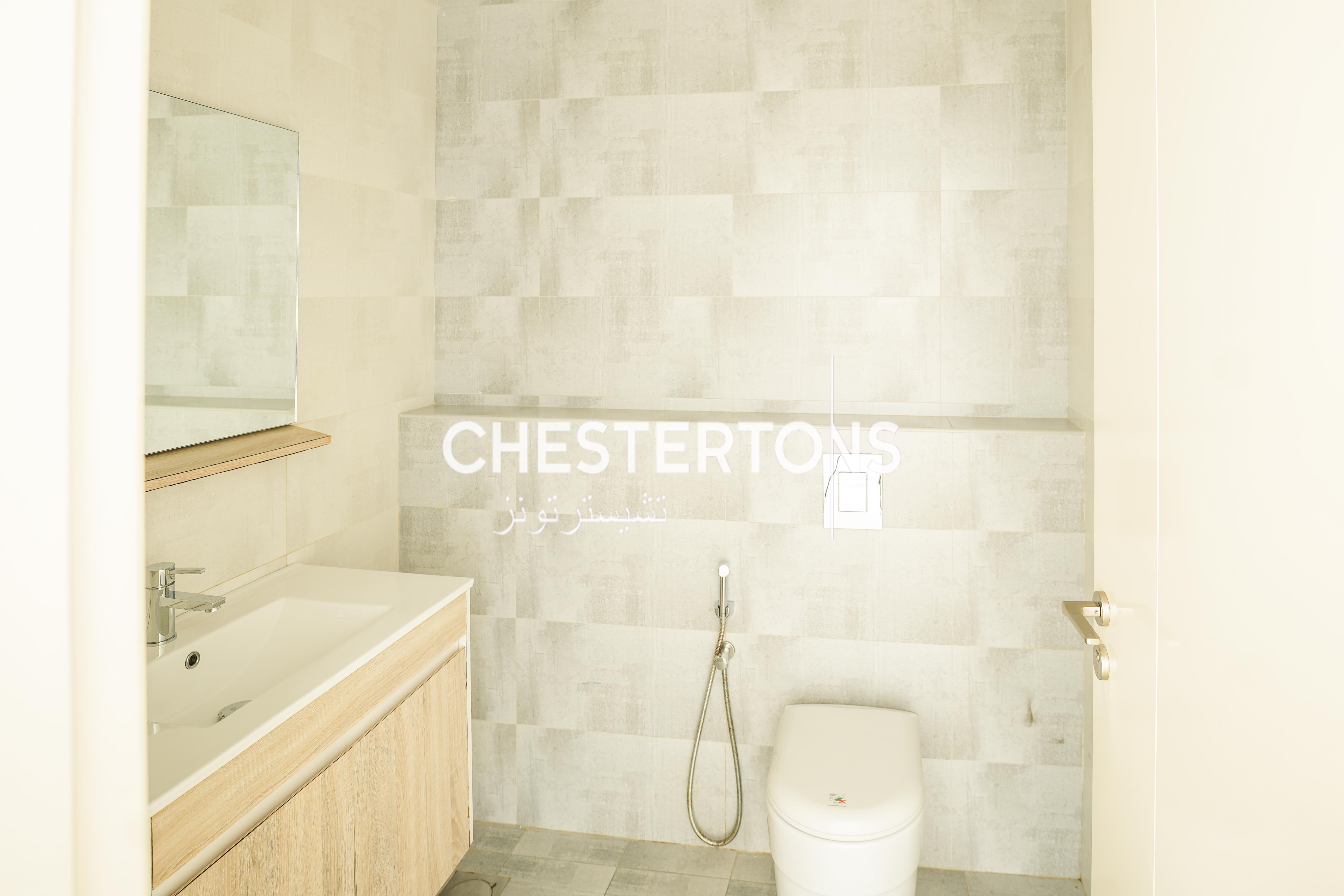 Image of Office - 1 Bathrooms for Sale in Business Bay-Dubai-United Arab Emirates, Image 6