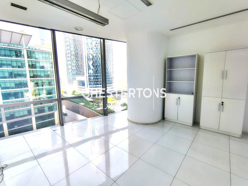 Image of Office - 2 Bathrooms for Rental in DIFC-Dubai-United Arab Emirates, Image 6