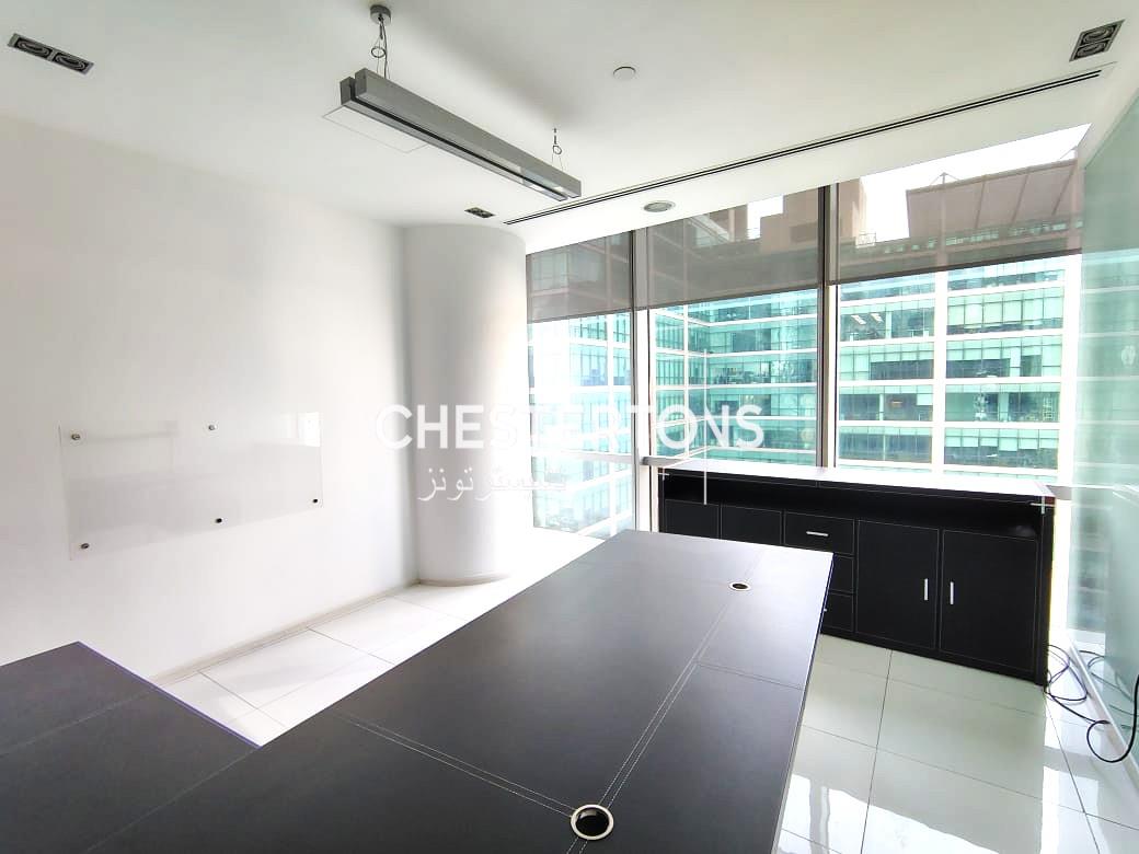 Image of Office - 2 Bathrooms for Rental in DIFC-Dubai-United Arab Emirates, Image 4