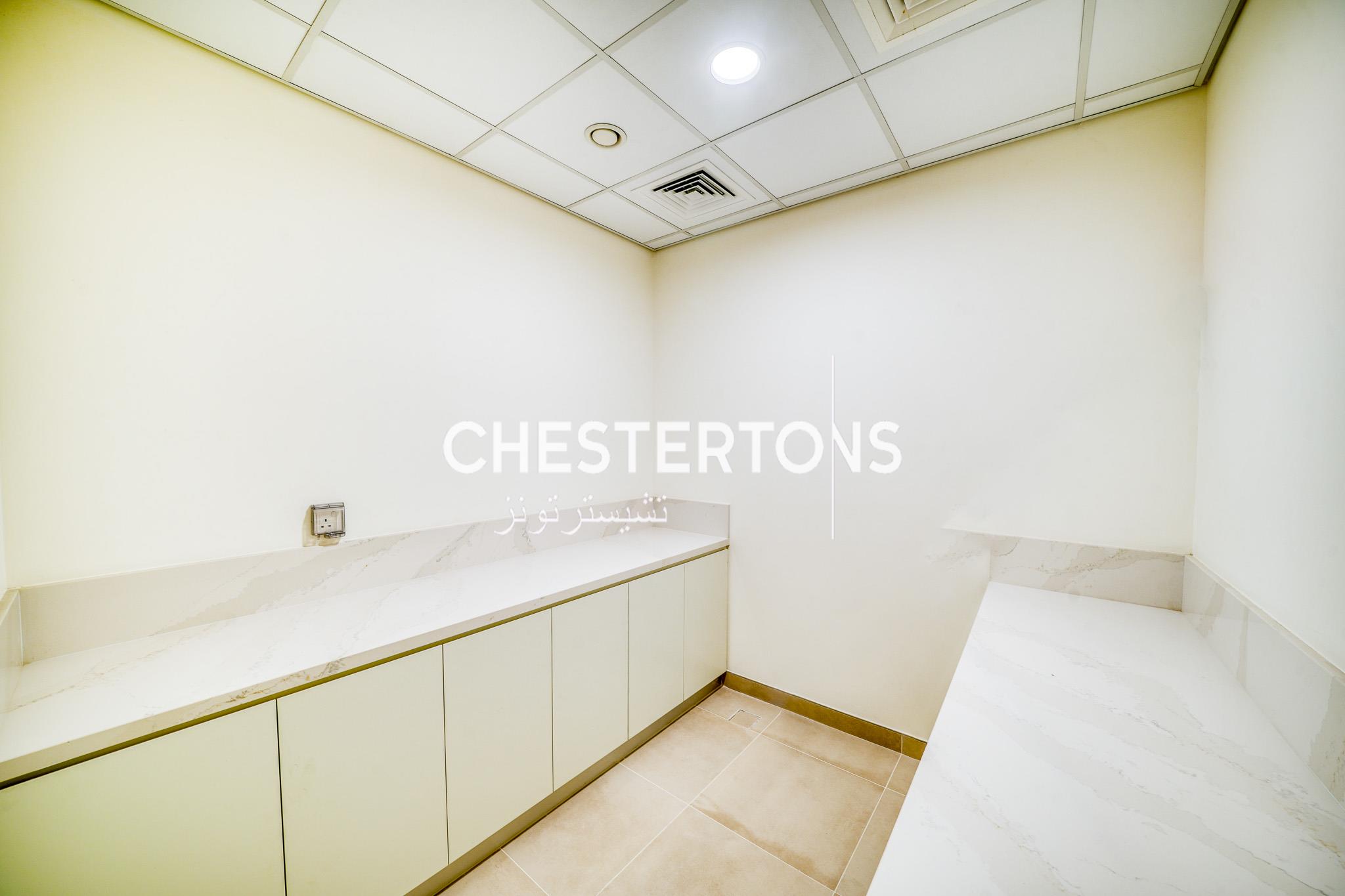 Image of Villa - 5 Bedrooms - 6 Bathrooms for Rental in Mohammed Bin Rashid City-Dubai-United Arab Emirates, Image 17