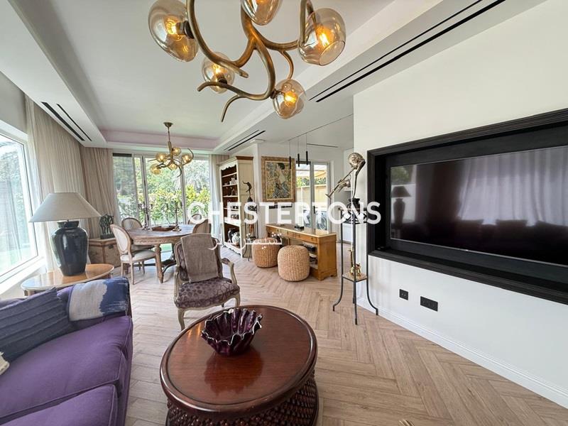 Image of Villa - 2 Bedrooms - 3 Bathrooms for Sale in The Springs-Dubai-United Arab Emirates, Image 2