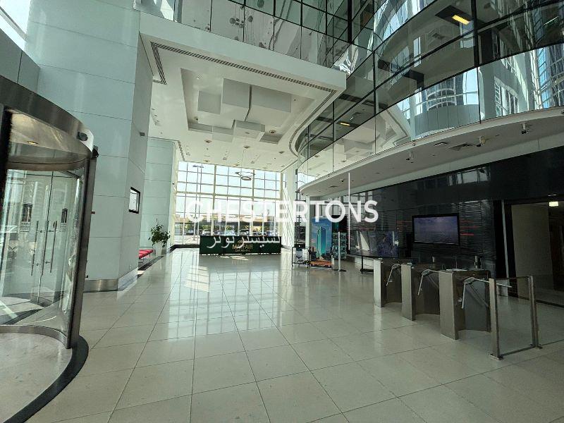 Image of Office - 1 Bathrooms for Sale in Jumeirah Lake Towers-Dubai-United Arab Emirates, Image 4