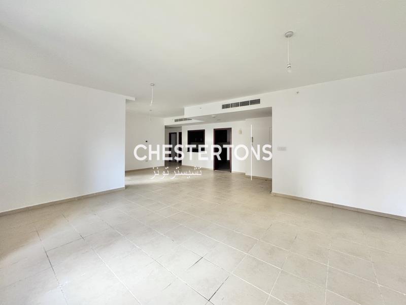 Image of Apartment - 3 Bedrooms - 4 Bathrooms for Rental in Jumeirah Beach Residence-Dubai-United Arab Emirates, Image 2