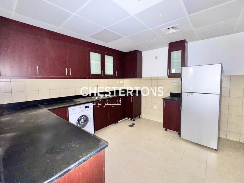 Image of Apartment - 3 Bedrooms - 4 Bathrooms for Rental in Jumeirah Beach Residence-Dubai-United Arab Emirates, Image 9