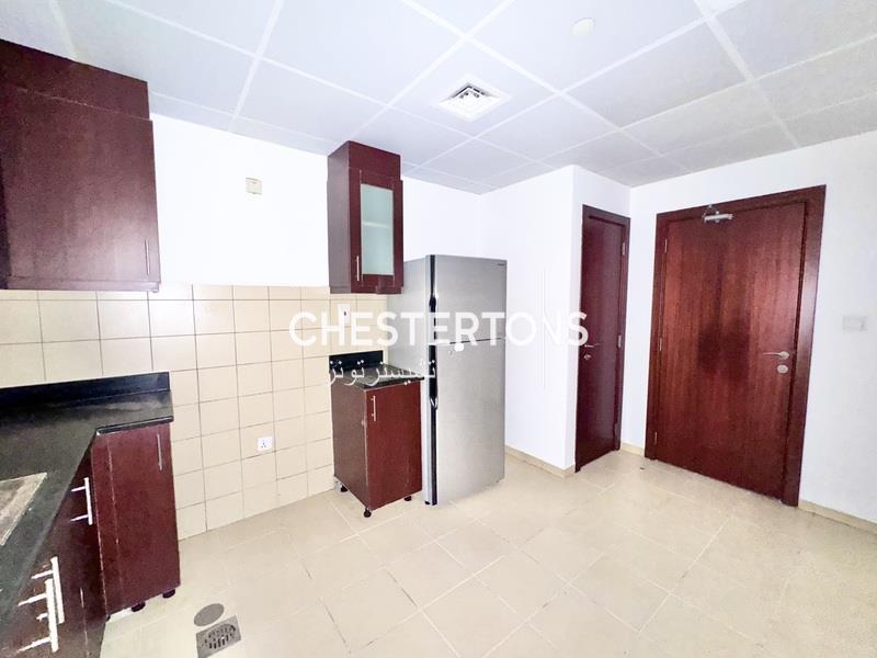 Image of Apartment - 3 Bedrooms - 4 Bathrooms for Rental in Jumeirah Beach Residence-Dubai-United Arab Emirates, Image 14