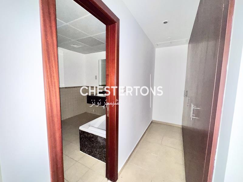Image of Apartment - 3 Bedrooms - 4 Bathrooms for Rental in Jumeirah Beach Residence-Dubai-United Arab Emirates, Image 36
