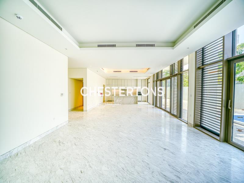 Image of Villa - 5 Bedrooms - 7 Bathrooms for Rental in Mohammed Bin Rashid City-Dubai-United Arab Emirates, Image 23