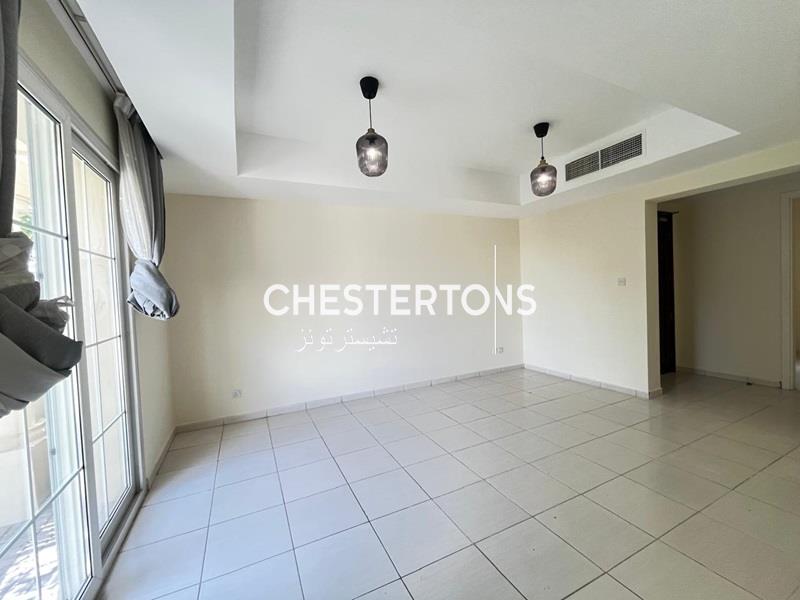 Image of Villa - 2 Bedrooms - 3 Bathrooms for Rental in The Springs-Dubai-United Arab Emirates, Image 3