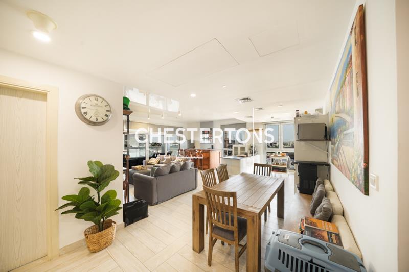 Image of Apartment - 2 Bedrooms - 3 Bathrooms for Sale in Mohammed Bin Rashid City-Dubai-United Arab Emirates, Image 4