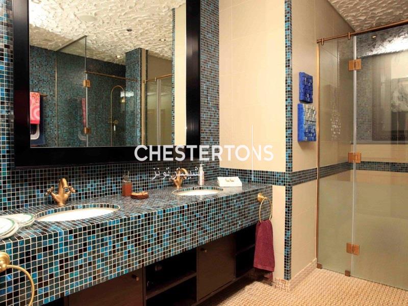 Image of Apartment - 1 Bedrooms - 2 Bathrooms for sale in Palm Jumeirah-Dubai-United Arab Emirates, Image 6